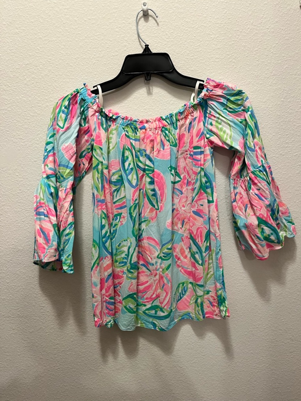 Like New Lilly Pulitzer Off-Shoulder Top With Flowing Bell Sleeves - Picture 4 of 6